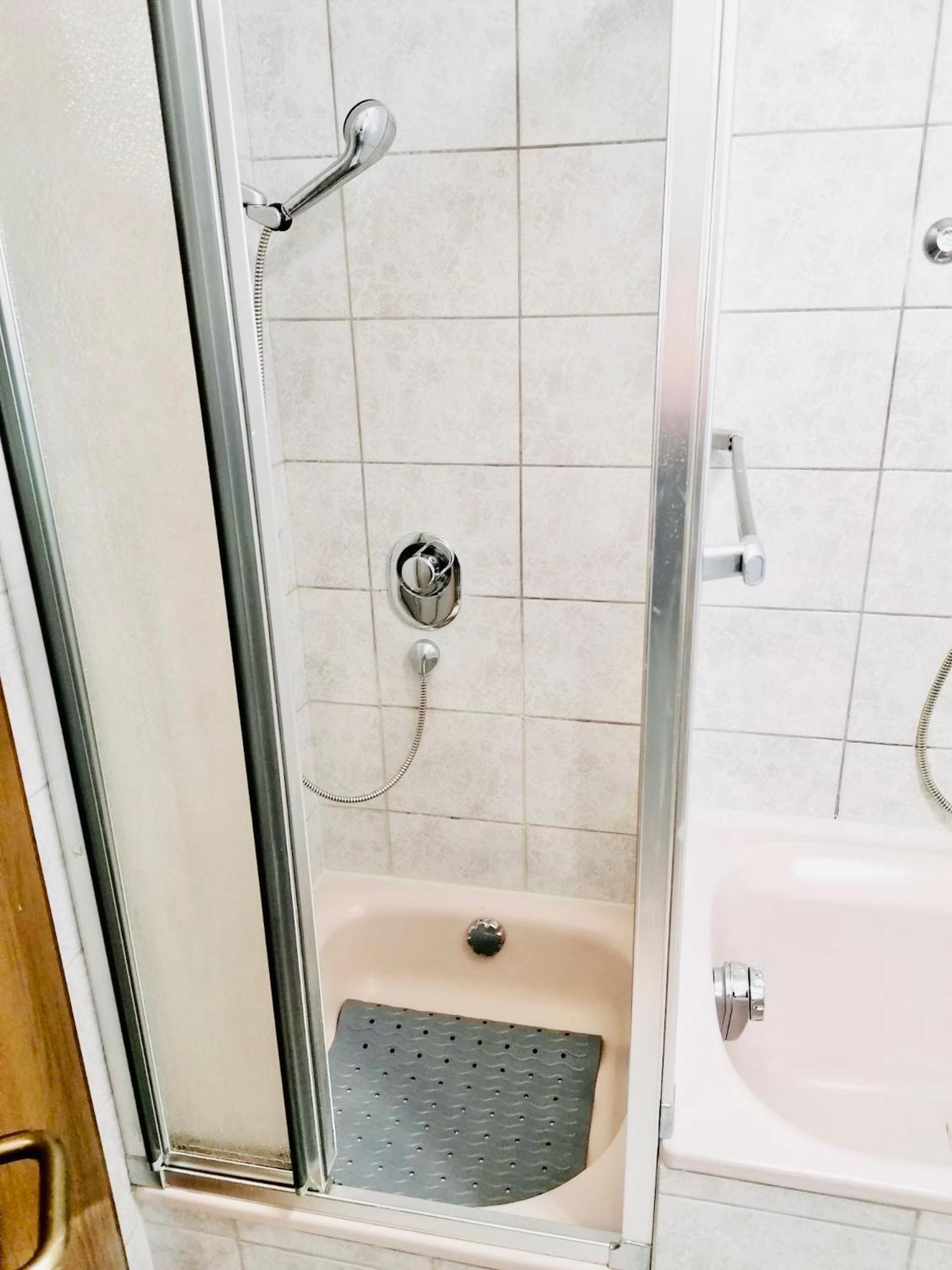 Apartman Bago Deluxe Near Zagreb Airport Velika Gorica Ngoại thất bức ảnh