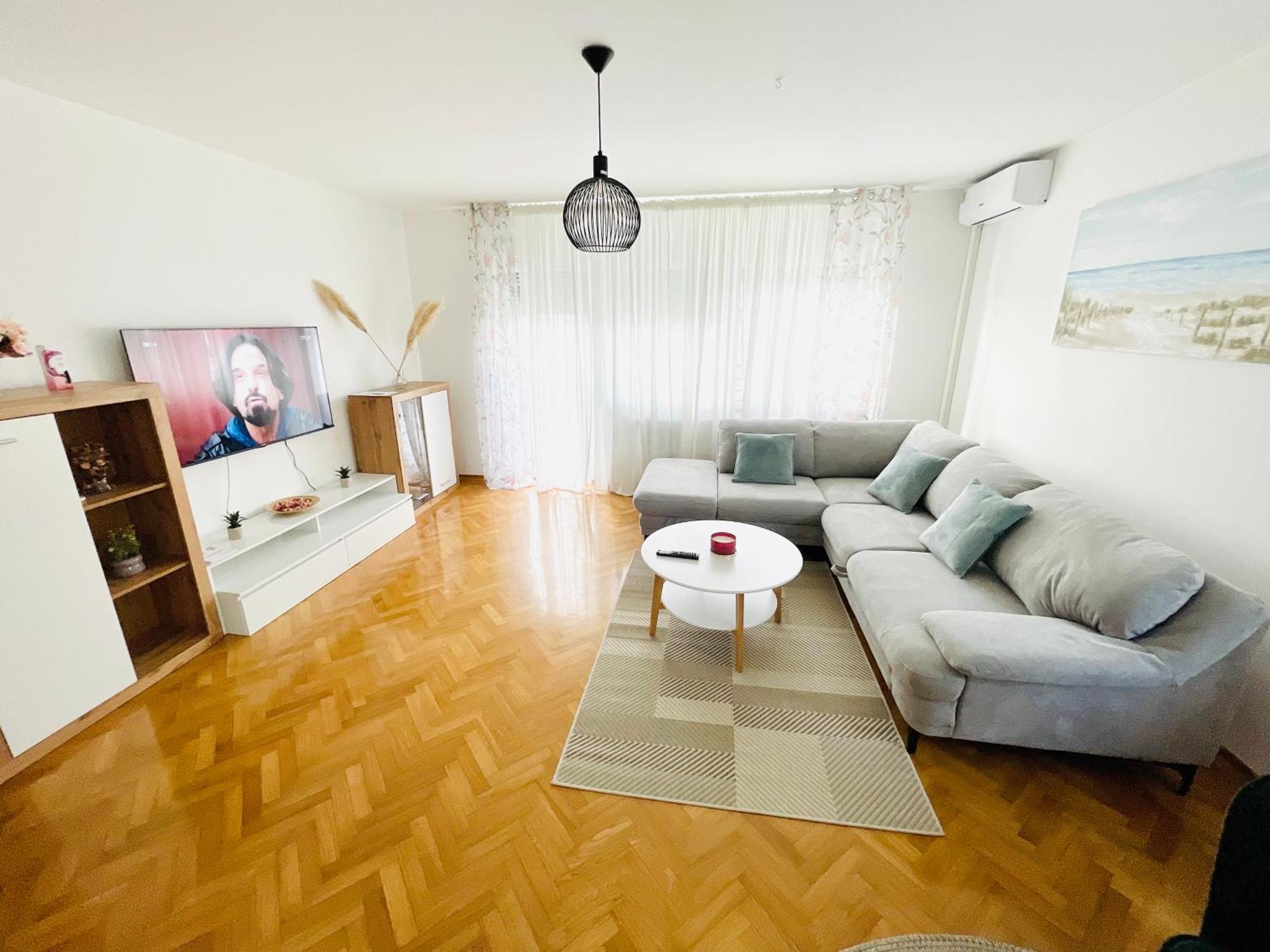 Apartman Bago Deluxe Near Zagreb Airport Velika Gorica Ngoại thất bức ảnh