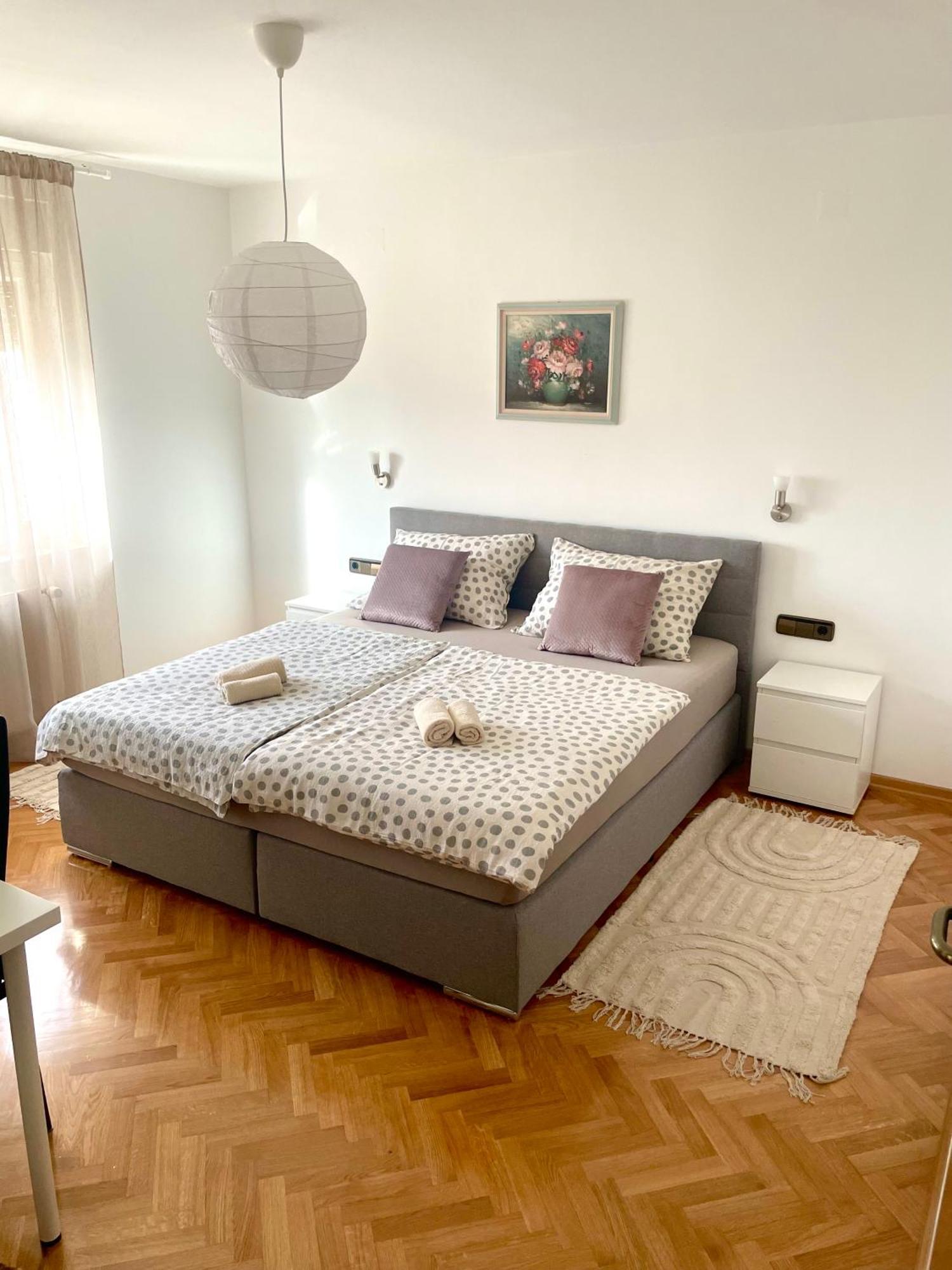 Apartman Bago Deluxe Near Zagreb Airport Velika Gorica Ngoại thất bức ảnh